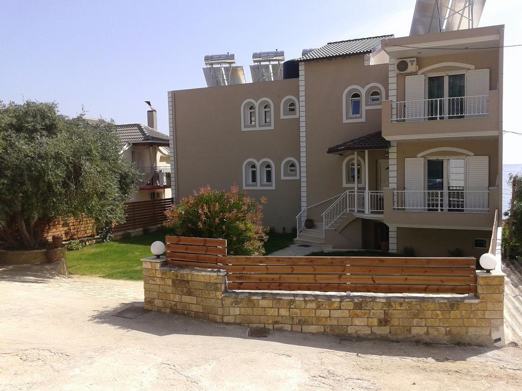 Filanthi Apartments Paralia Vrachou Exterior photo