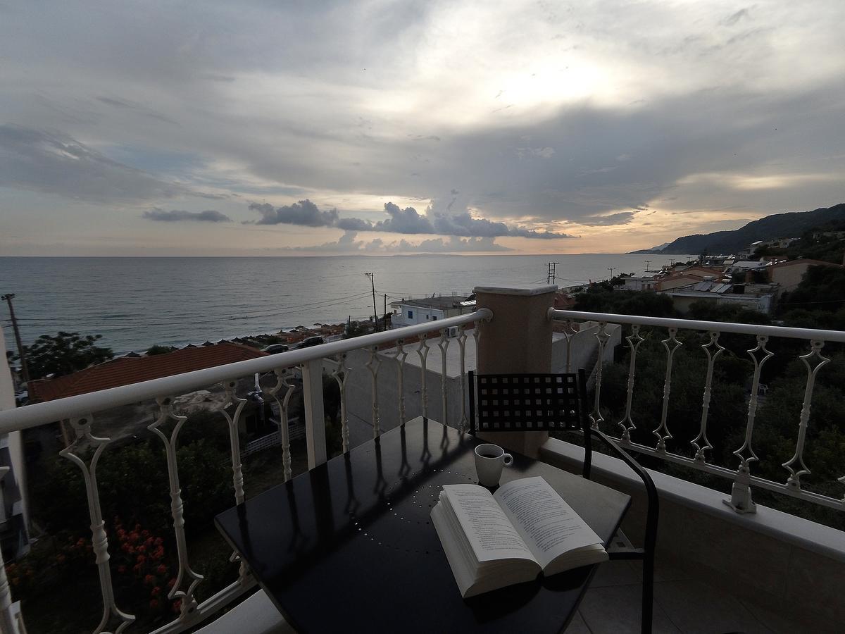 Filanthi Apartments Paralia Vrachou Exterior photo